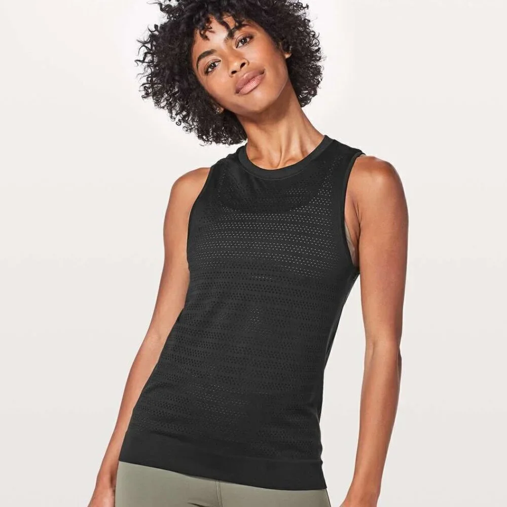 Lululemon Breeze By Muscle Tank II - 4 Black